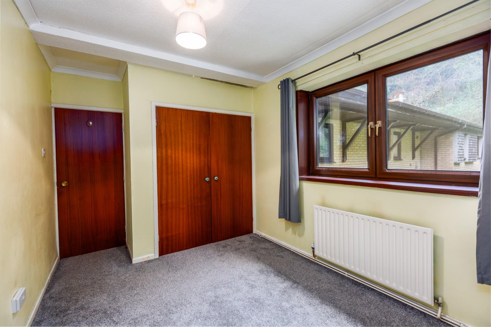 Oystermouth Court, Mumbles, Swansea, SA3 5TD